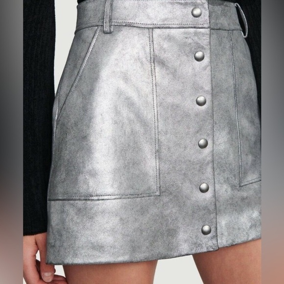 FRAME 100% Lambs Leather Silver Snap Up Mini Skirt Size 25 - Picture 1 of 7